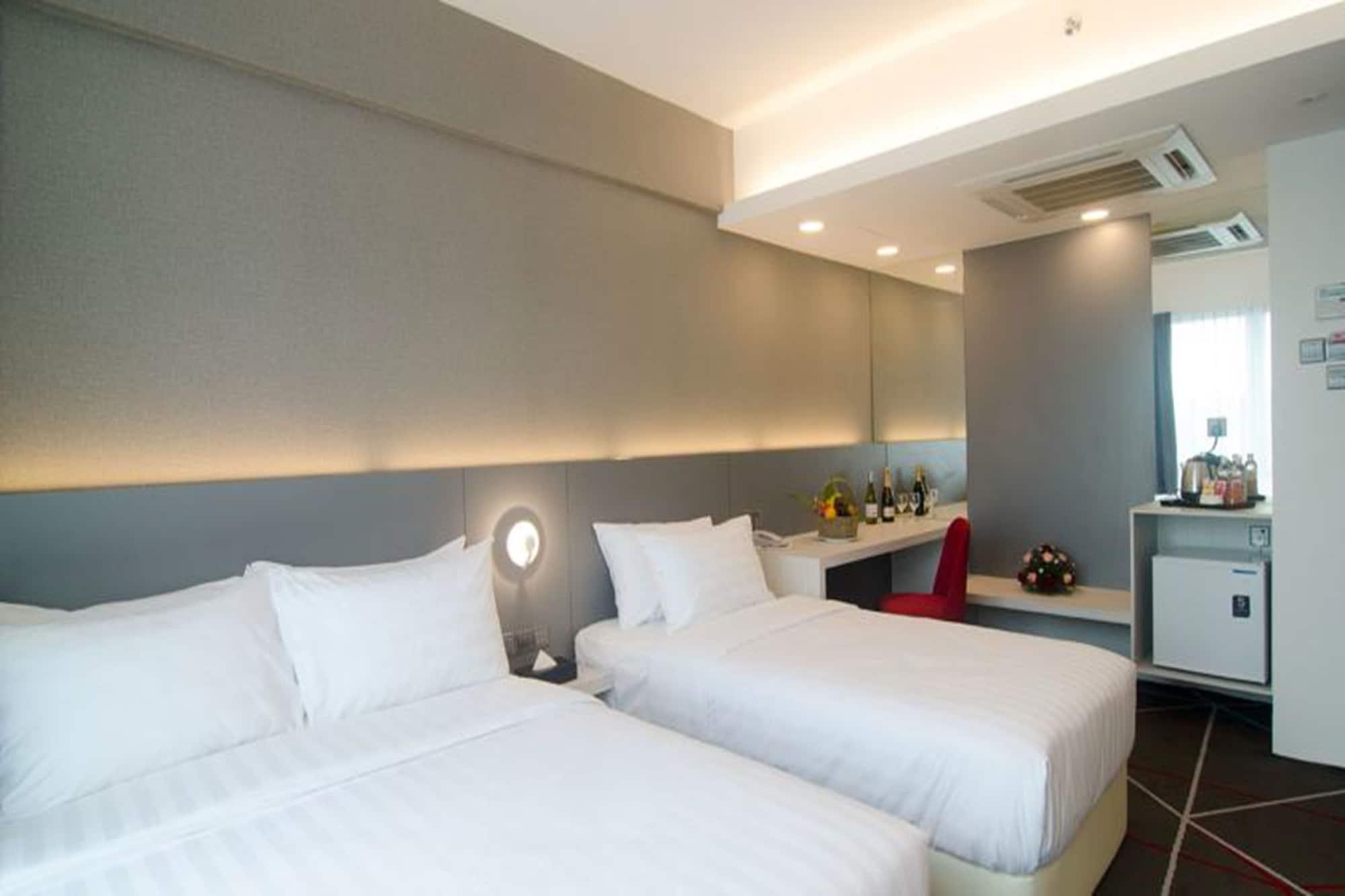 Amerin Hotel Τζόχορ Μπάχρου Εξωτερικό φωτογραφία