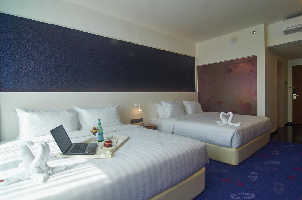 Amerin Hotel Τζόχορ Μπάχρου Εξωτερικό φωτογραφία
