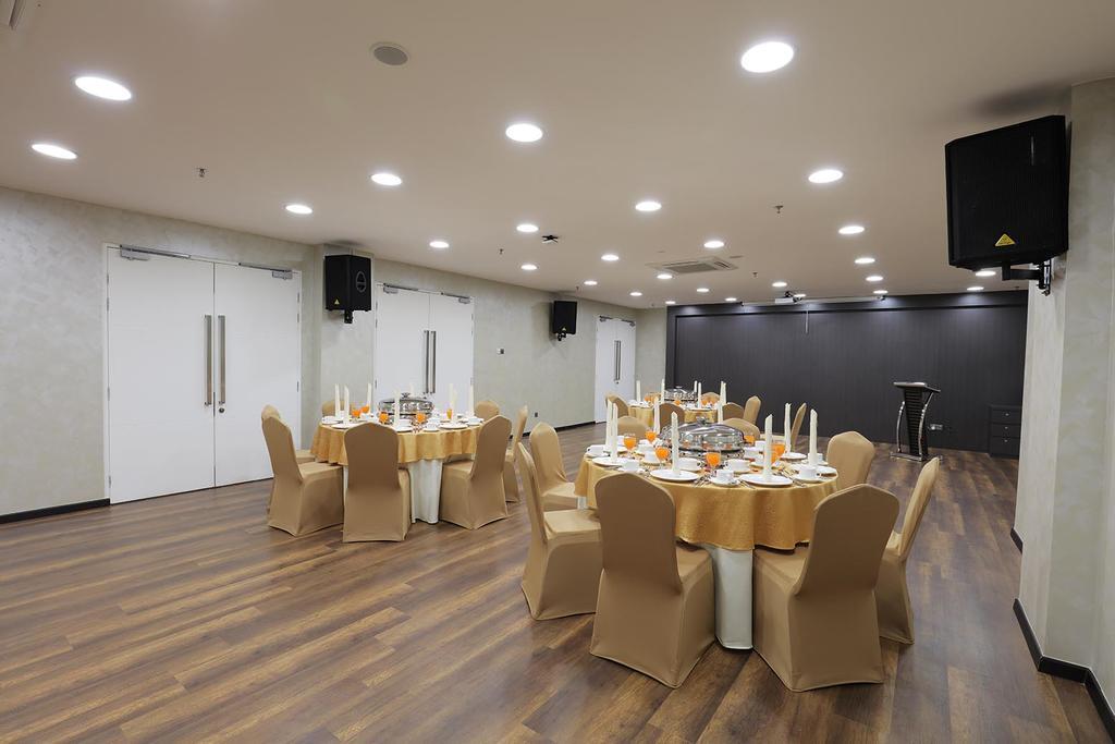 Amerin Hotel Τζόχορ Μπάχρου Εξωτερικό φωτογραφία
