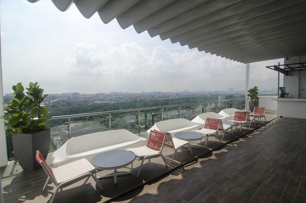 Amerin Hotel Τζόχορ Μπάχρου Εξωτερικό φωτογραφία