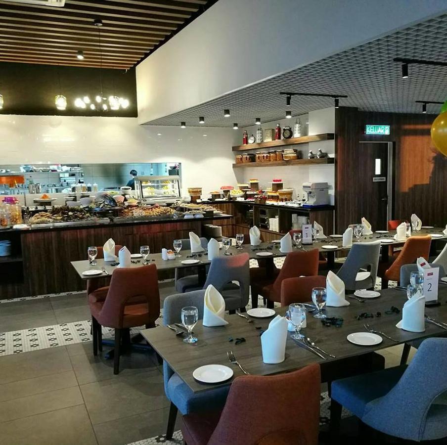 Amerin Hotel Τζόχορ Μπάχρου Εξωτερικό φωτογραφία