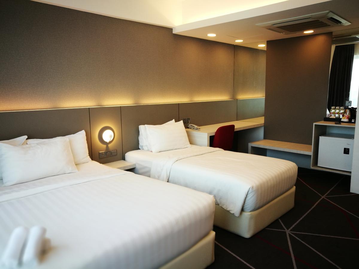 Amerin Hotel Τζόχορ Μπάχρου Εξωτερικό φωτογραφία