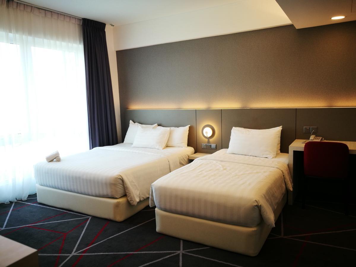Amerin Hotel Τζόχορ Μπάχρου Εξωτερικό φωτογραφία